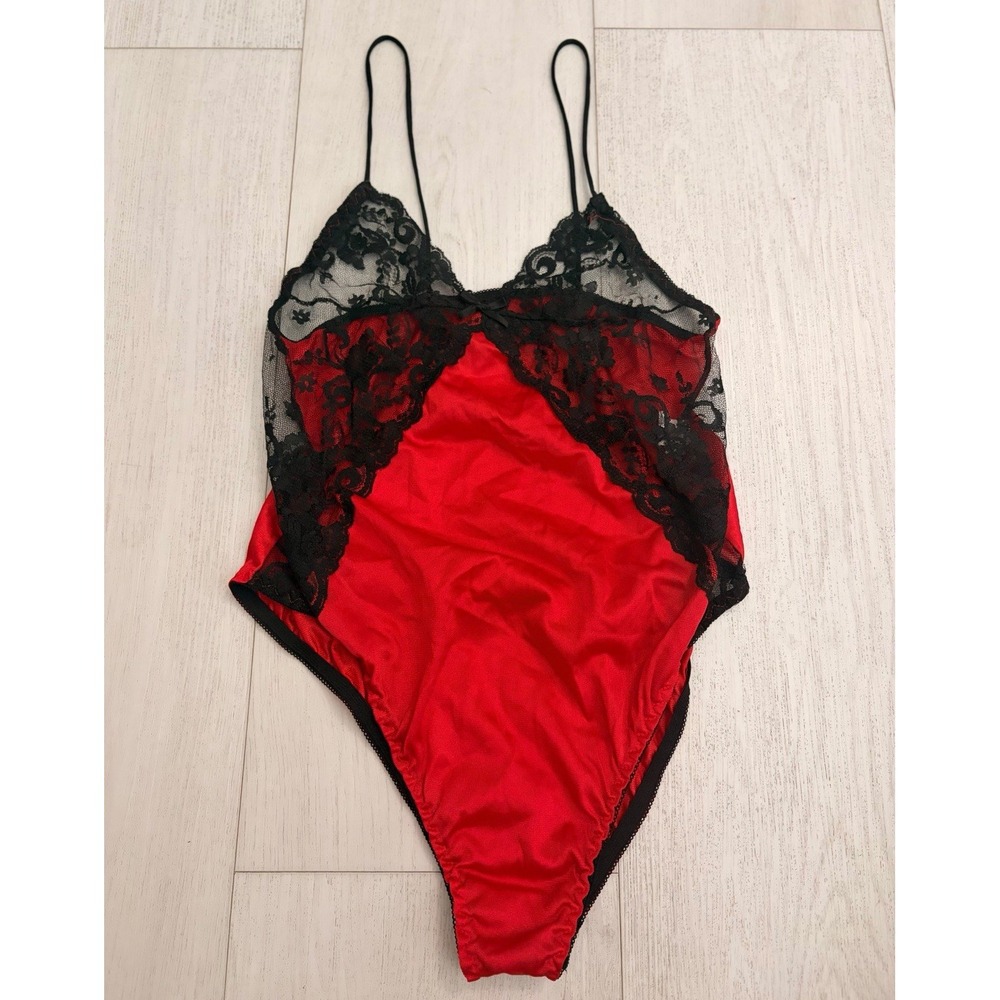 Vintage Nylon Teddy Lingerie Sz L - Red / Black